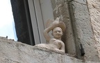 STATUE 5